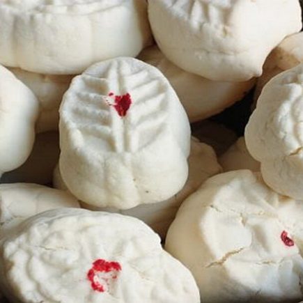 Kue Bangkit